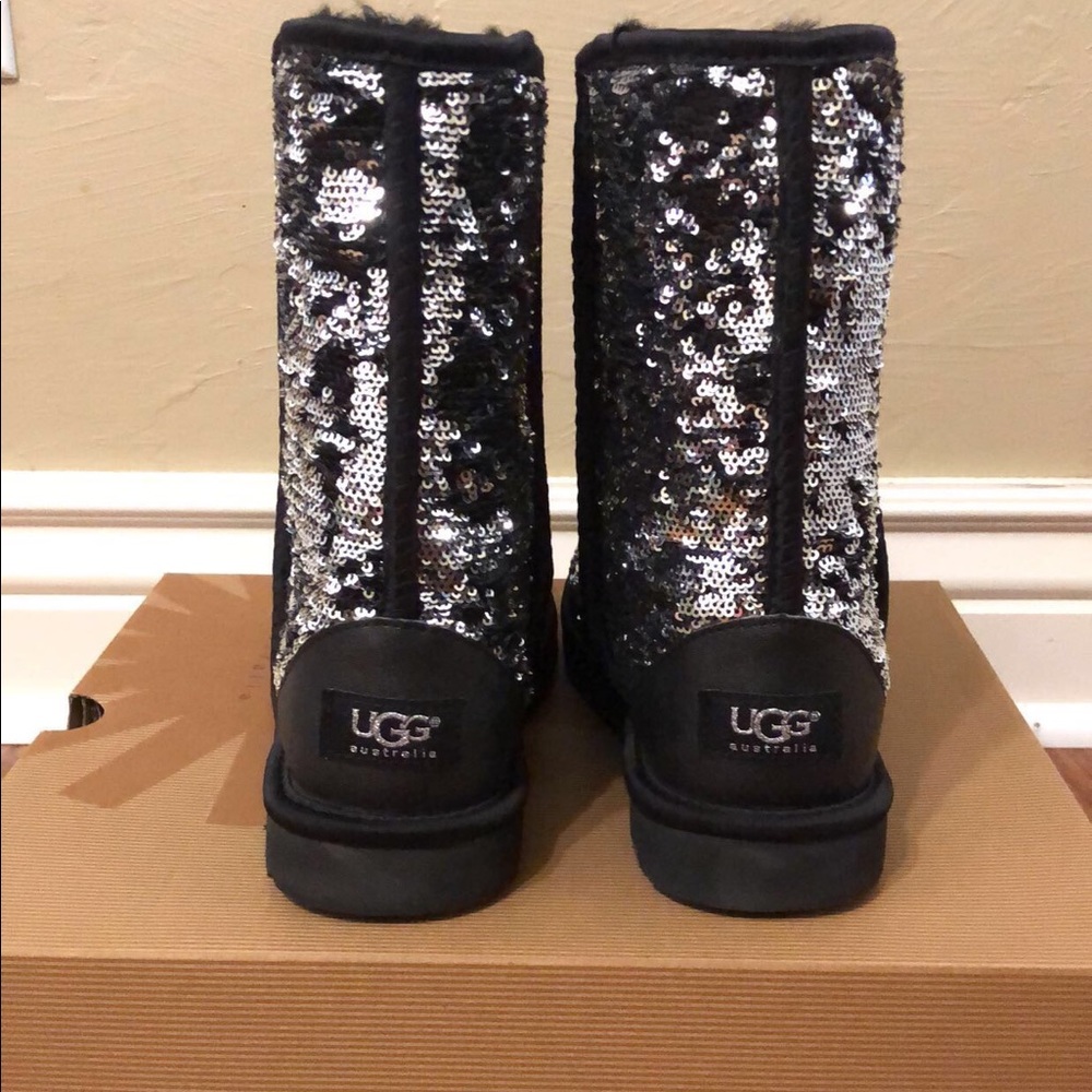 UGG Australia Women’s Classic Short boots